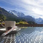 Maya Caprice Wengen