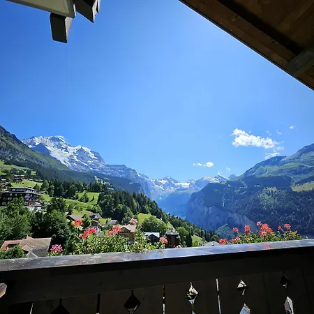 Maya Caprice 4* Wengen