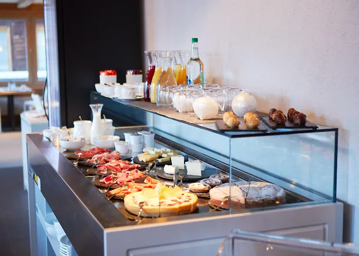 Hotel Maya Caprice 4*