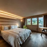 Hotel Maya Caprice 4*