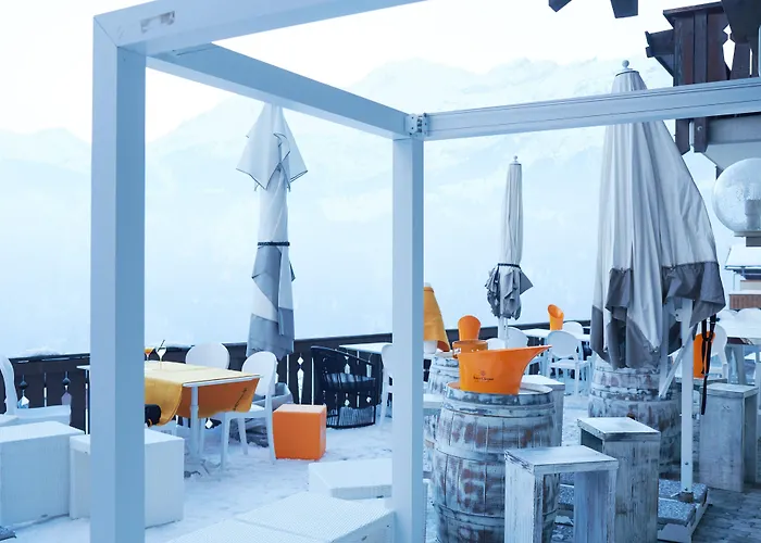 Maya Caprice Hotel Wengen