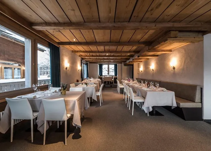 Maya Caprice Hotel 4*