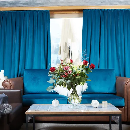 Maya Caprice Hotel Wengen