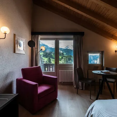 Hotel Maya Caprice 4*